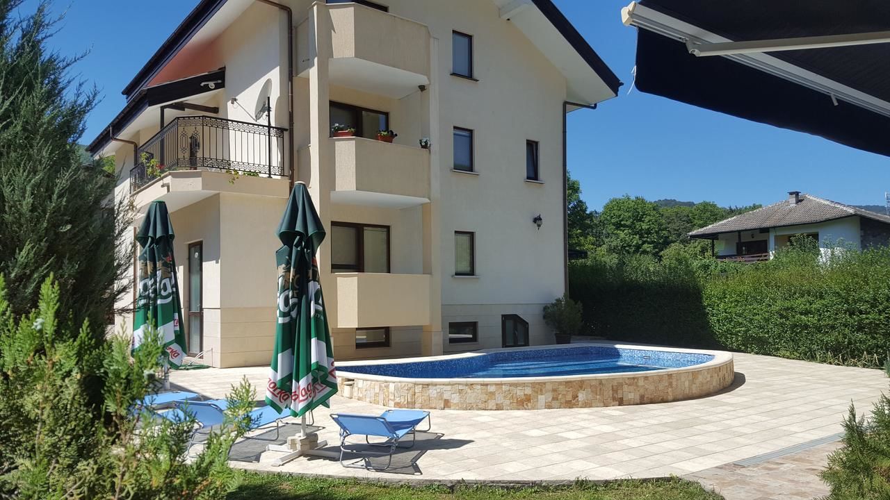 Отель Hotel Zornitsa Рибарица