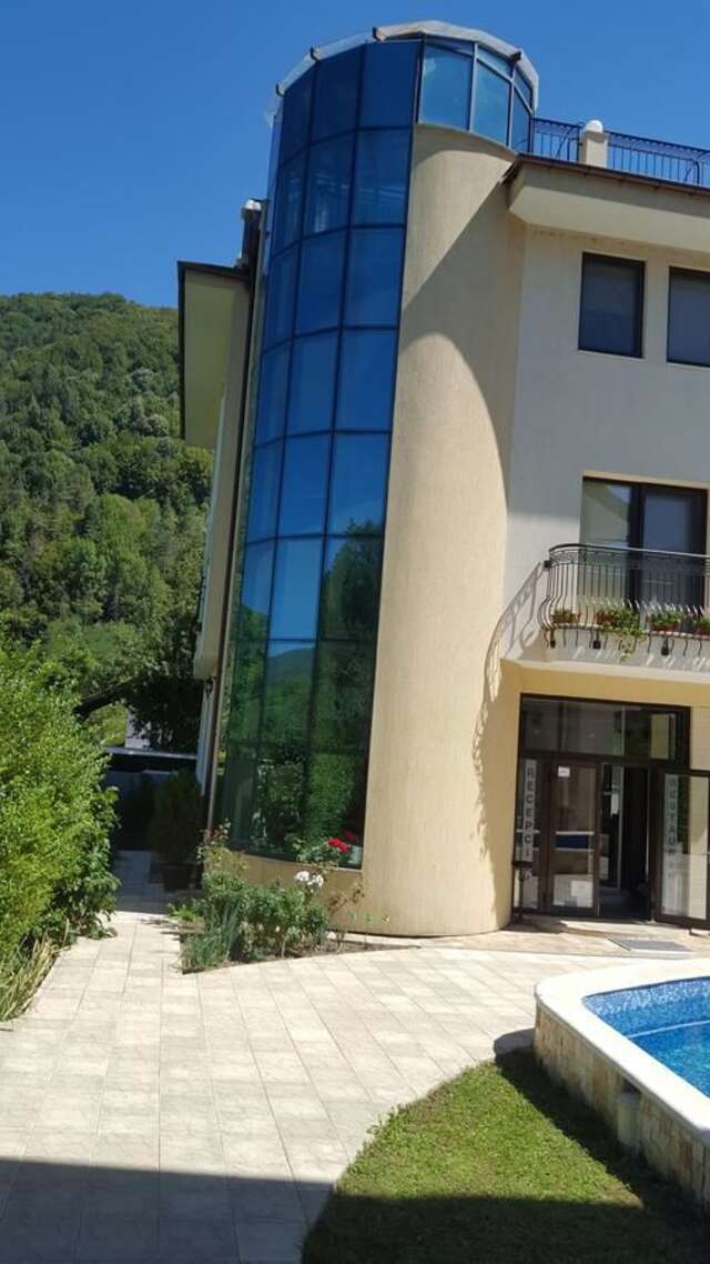 Отель Hotel Zornitsa Рибарица-12